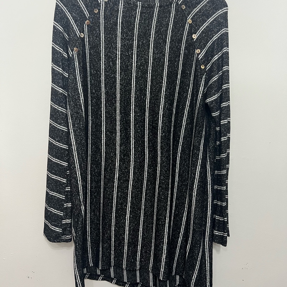 Women’s Black & White Striped Tunic Top